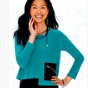 Comfy USA Liana Asymmetrical Topper in Brown with Black Pocket Size 1X